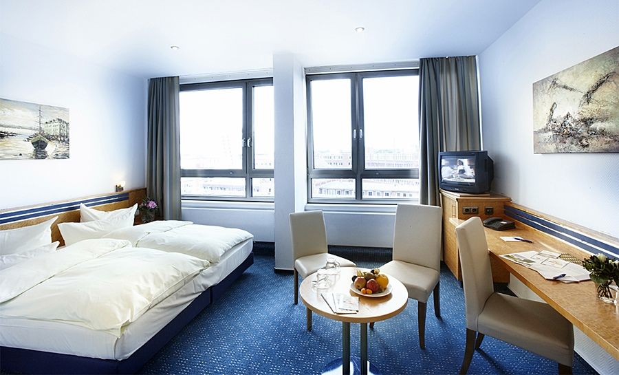 Hotel Astor Kiel By Campanile Exterior foto